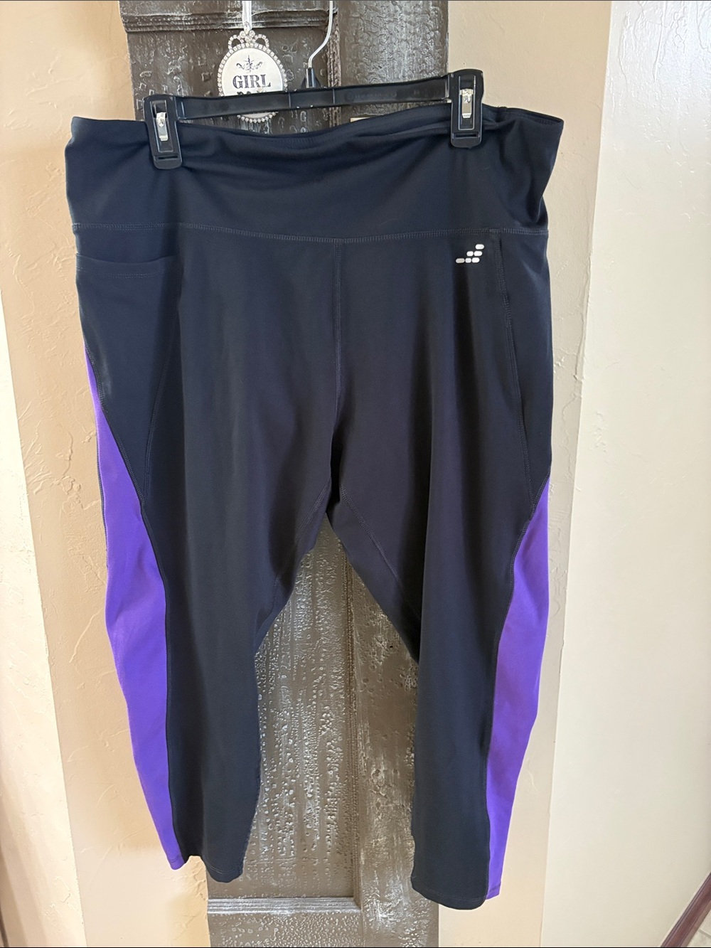 BCG black/purple 2x tummy control leggings